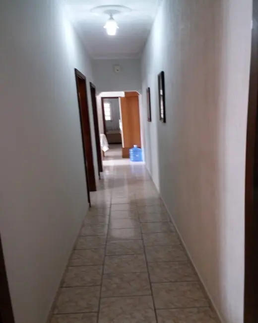 Casa com 2 quartos à venda, 250m2 em Vila Regina, Itapetininga - SP - imagem 9 Foto 9 de Casa com 2 quartos à venda, 250m2 em Vila Regina, Itapetininga - SP