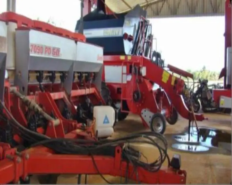 Fazenda / Haras com 1 quarto à venda, 11829m2 em Goiás - GO - imagem 7 Foto 7 de Fazenda / Haras com 1 quarto à venda, 11829m2 em Goiás - GO