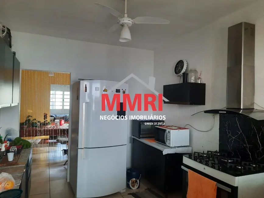 Foto 8 de Casa com 3 quartos à venda, 300m2 em Aracoiaba Da Serra - SP