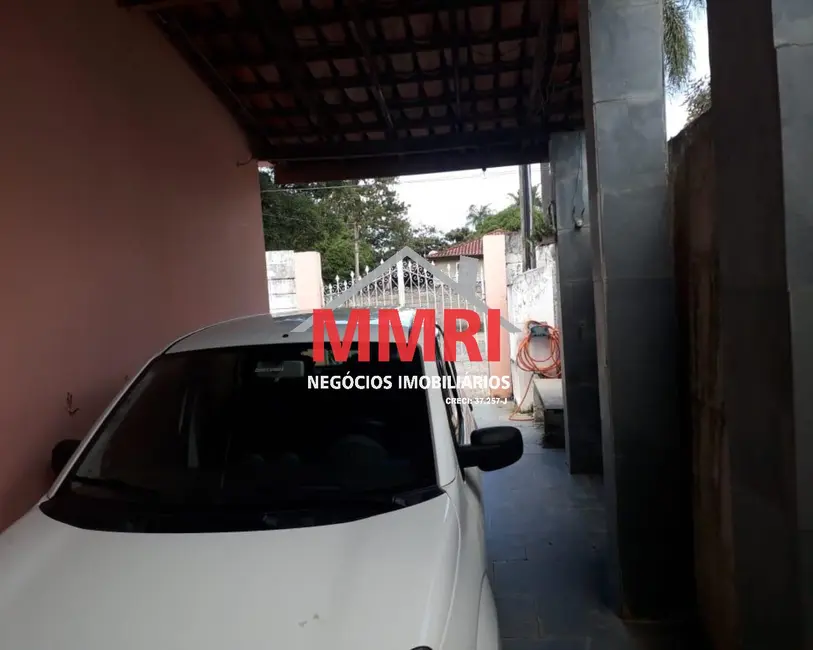 Foto 8 de Casa com 3 quartos à venda, 300m2 em Aracoiaba Da Serra - SP