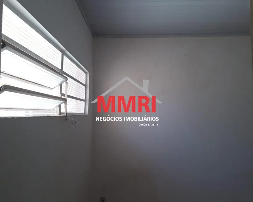 Foto 2 de Casa com 3 quartos à venda, 300m2 em Aracoiaba Da Serra - SP