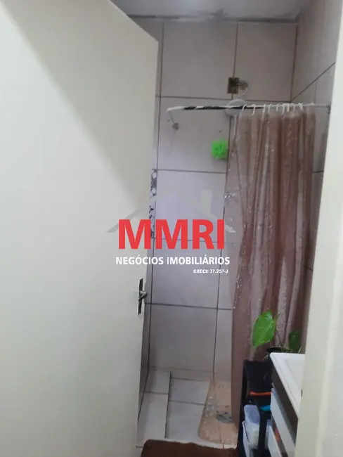 Foto 3 de Casa com 3 quartos à venda, 300m2 em Aracoiaba Da Serra - SP