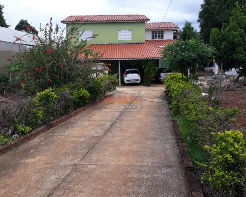 Foto 1 de Chácara com 3 quartos à venda, 1000m2 em Aracoiaba Da Serra - SP