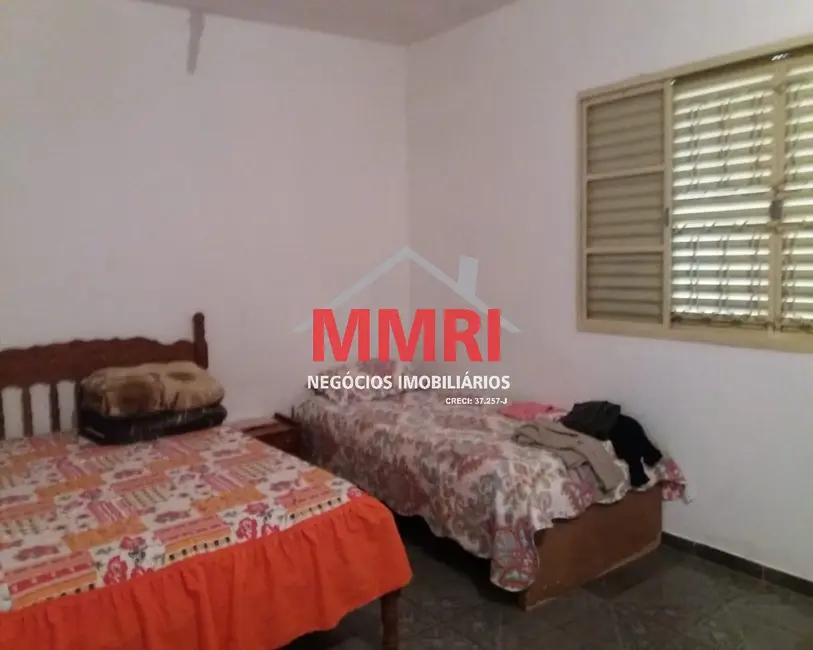 Foto 9 de Casa com 2 quartos à venda, 550m2 em Capela Do Alto - SP