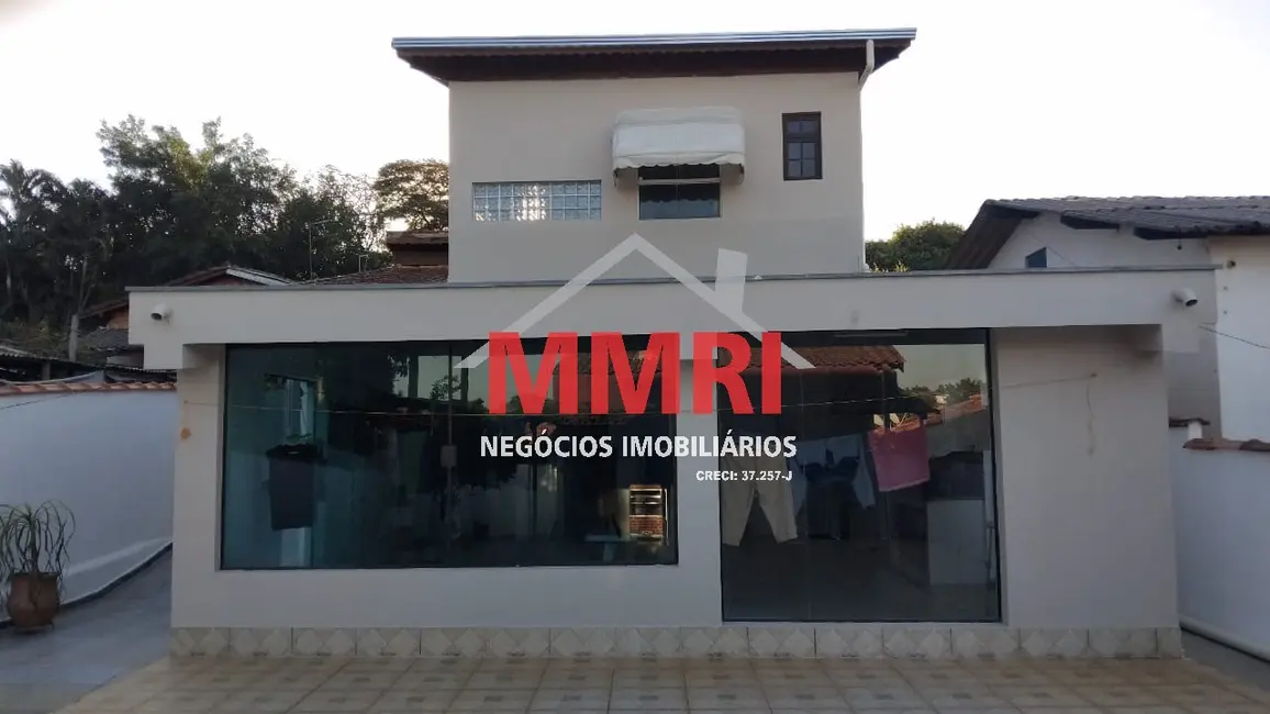 Foto 1 de Casa com 3 quartos à venda, 268m2 em Aracoiaba Da Serra - SP