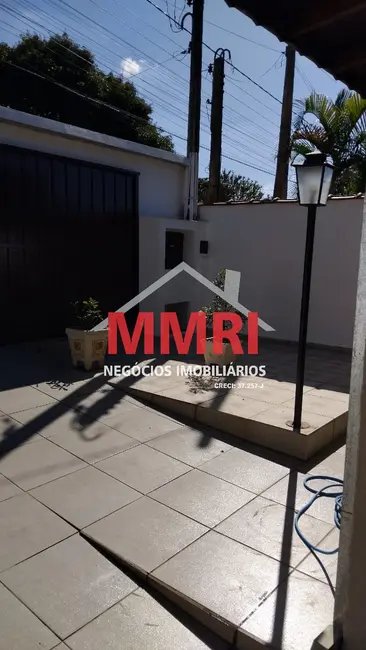 Foto 9 de Casa com 3 quartos à venda, 268m2 em Aracoiaba Da Serra - SP