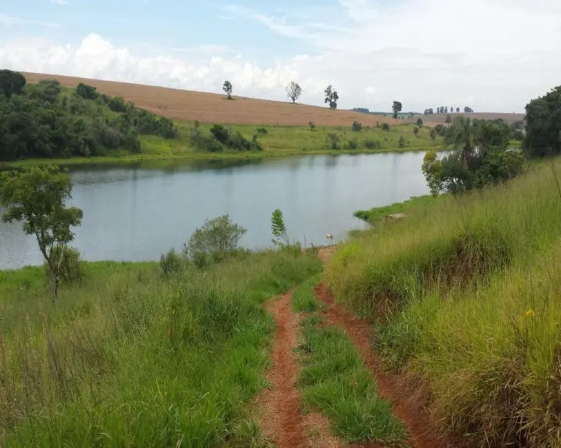 Foto 5 de Fazenda / Haras com 1 quarto à venda, 200m2 em Jumirim - SP