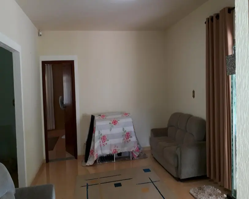 Foto 3 de Chácara com 4 quartos à venda, 3800m2 em Iperozinho, Capela Do Alto - SP