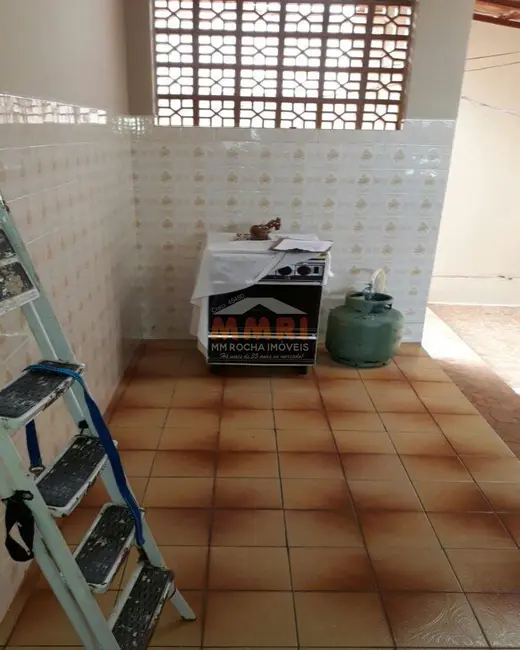 Foto 6 de Casa com 3 quartos à venda, 250m2 em Centro, Aracoiaba Da Serra - SP