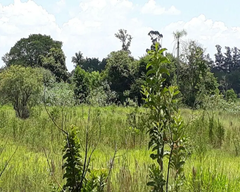 Foto 1 de Terreno / Lote à venda, 11500m2 em Aracoiaba Da Serra - SP