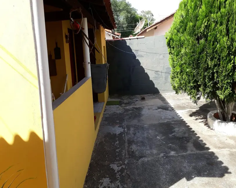 Foto 9 de Casa com 2 quartos à venda, 250m2 em Aracoiaba Da Serra - SP