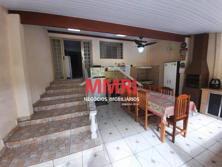 Foto 5 de Casa com 4 quartos à venda, 479m2 em Centro, Aracoiaba Da Serra - SP