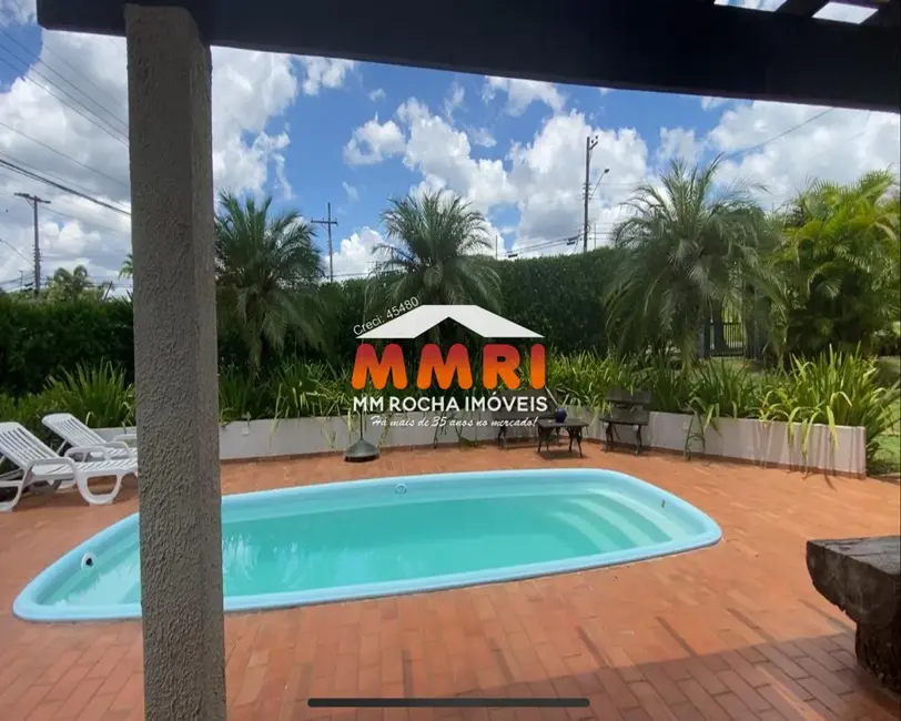 Foto 3 de Chácara com 2 quartos à venda, 212m2 em Aracoiaba Da Serra - SP