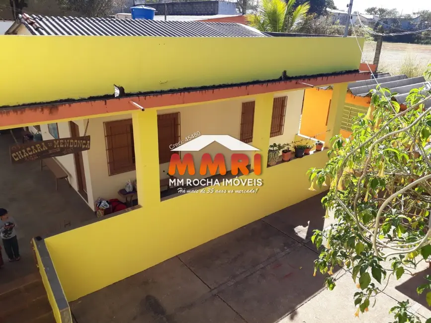 Foto 2 de Chácara com 2 quartos à venda, 2400m2 em Aracoiaba Da Serra - SP