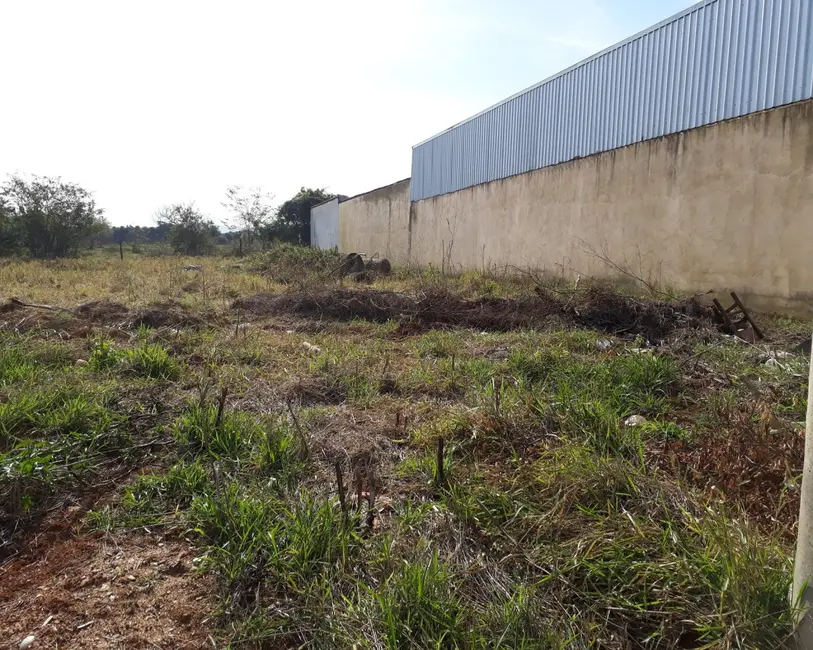 Foto 3 de Terreno / Lote à venda, 1128m2 em Aracoiaba Da Serra - SP