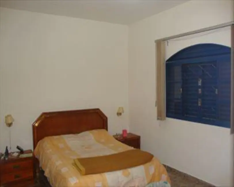 Chácara com 4 quartos à venda, 1040m2 em Aracoiaba Da Serra - SP - imagem 8 Foto 8 de Chácara com 4 quartos à venda, 1040m2 em Aracoiaba Da Serra - SP