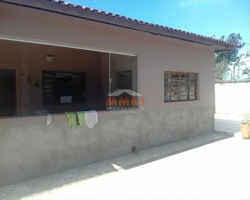 Foto 9 de Chácara com 5 quartos para alugar, 1700m2 em Aracoiaba Da Serra - SP