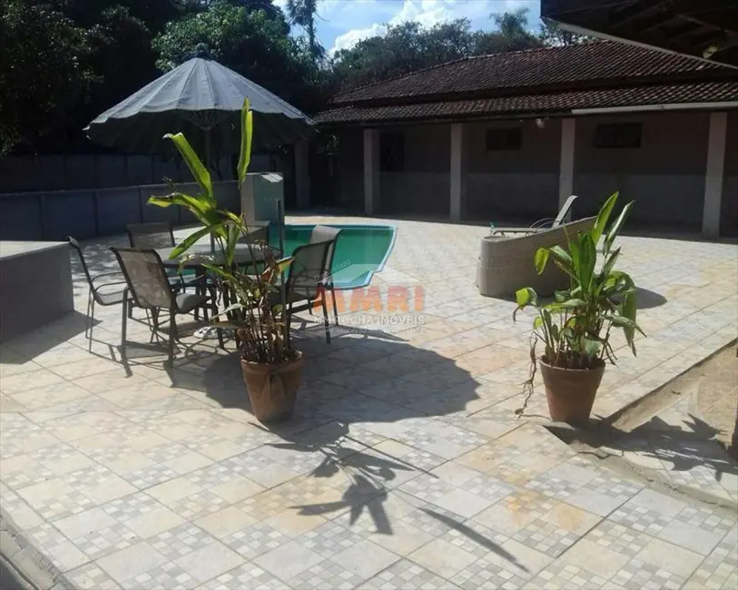 Foto 8 de Chácara com 5 quartos para alugar, 1700m2 em Aracoiaba Da Serra - SP