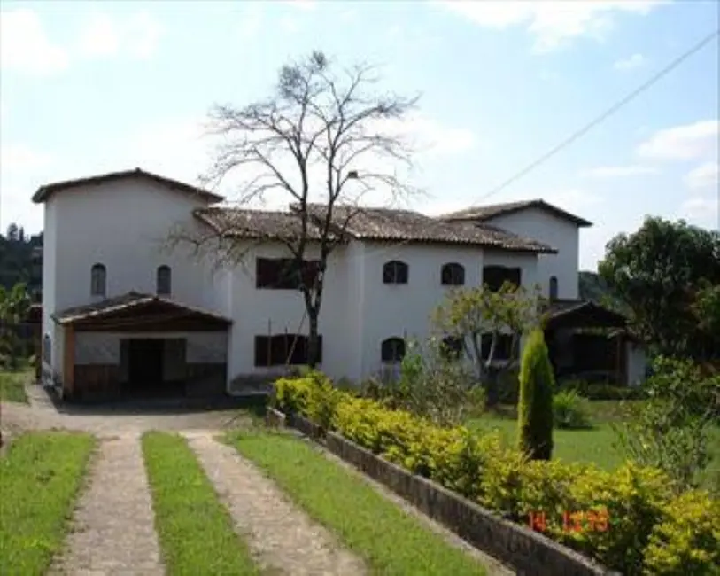 Foto 1 de Sítio / Rancho com 8 quartos à venda, 30000m2 em Aracoiaba Da Serra - SP