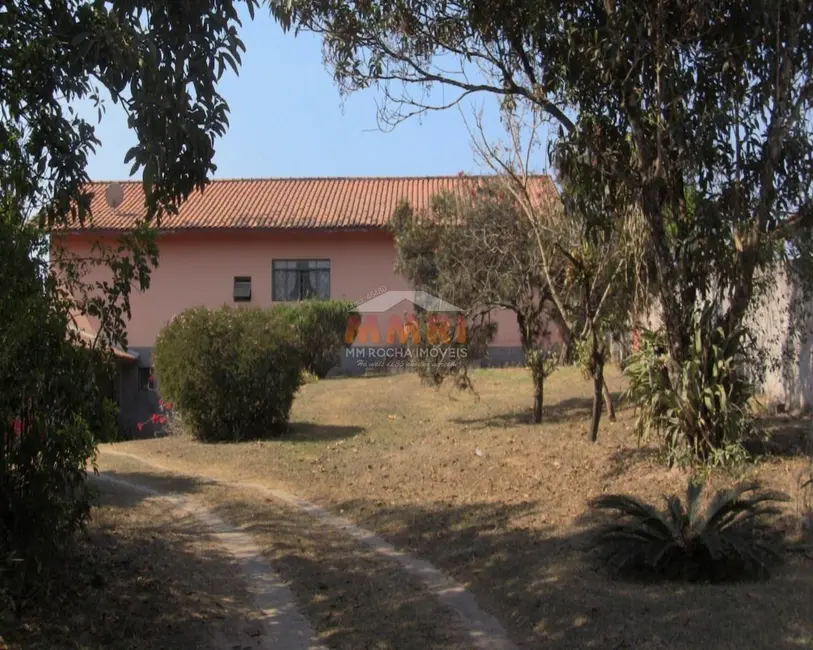 Chácara com 3 quartos à venda, 2000m2 em Sarapui - SP - imagem 4 Foto 4 de Chácara com 3 quartos à venda, 2000m2 em Sarapui - SP