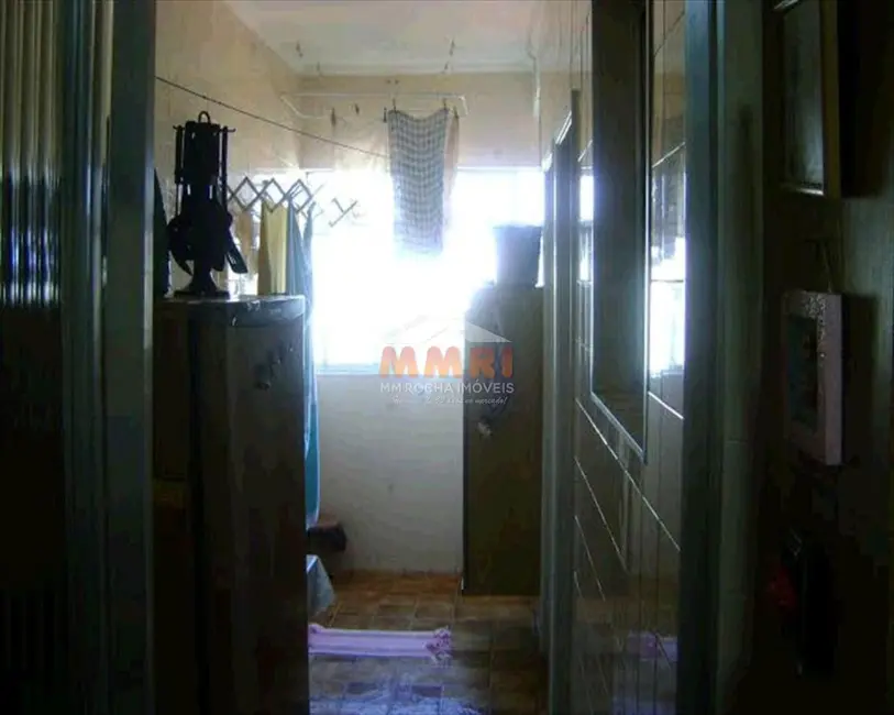 Foto 5 de Apartamento com 3 quartos à venda, 85m2 em Guaruja - SP