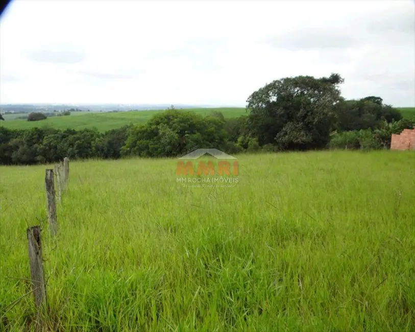 Foto 1 de Terreno / Lote à venda, 4500m2 em Aracoiaba Da Serra - SP