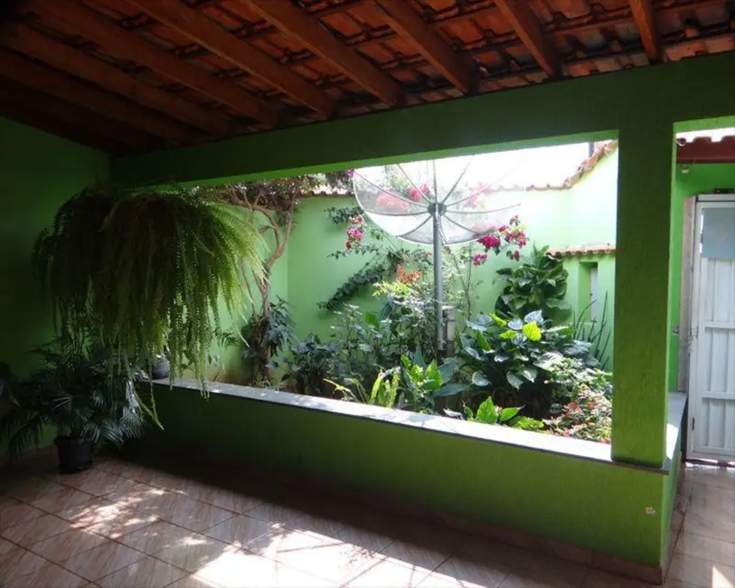 Foto 2 de Chácara com 3 quartos à venda, 2500m2 em Aracoiaba Da Serra - SP