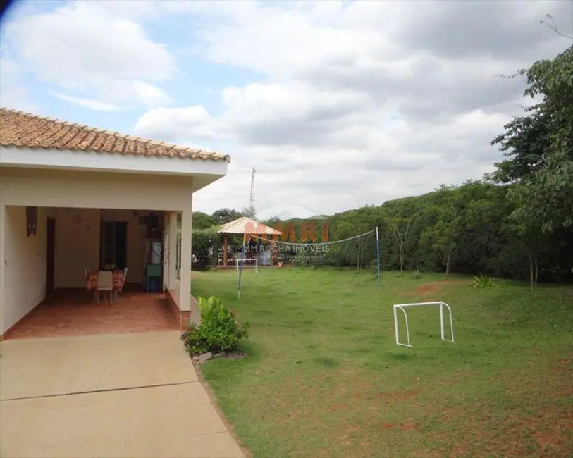 Foto 3 de Chácara com 3 quartos à venda, 1280m2 em Aracoiaba Da Serra - SP