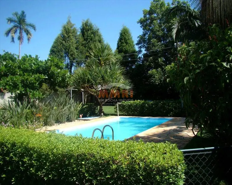 Foto 2 de Chácara com 3 quartos à venda e para alugar, 2000m2 em Aracoiaba Da Serra - SP