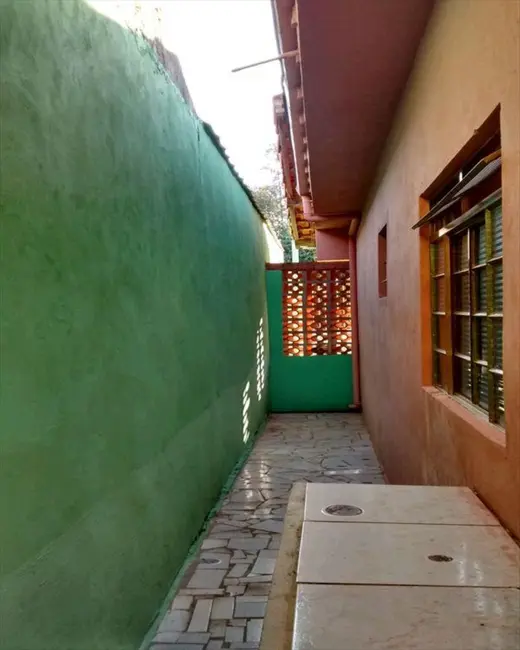 Foto 5 de Casa com 2 quartos à venda, 73m2 em Centro, Capela Do Alto - SP