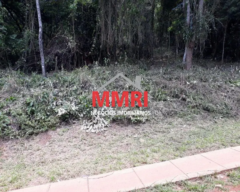 Foto 1 de Terreno / Lote à venda, 1000m2 em Aracoiaba Da Serra - SP