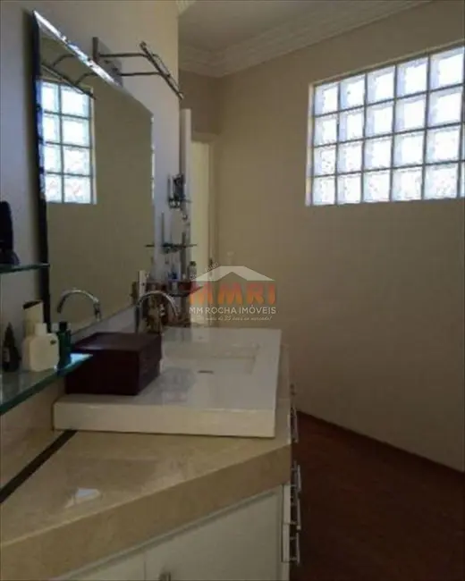 Foto 2 de Sobrado com 4 quartos à venda, 4125m2 em Parque Atenas do Sul, Itapetininga - SP
