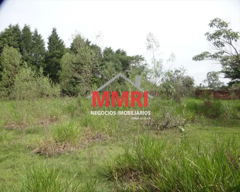 Foto 2 de Terreno / Lote à venda, 393m2 em Aracoiaba Da Serra - SP