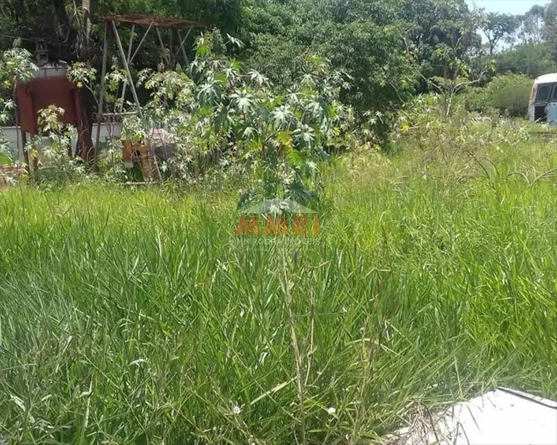 Foto 2 de Terreno / Lote à venda, 2000m2 em Aracoiaba Da Serra - SP