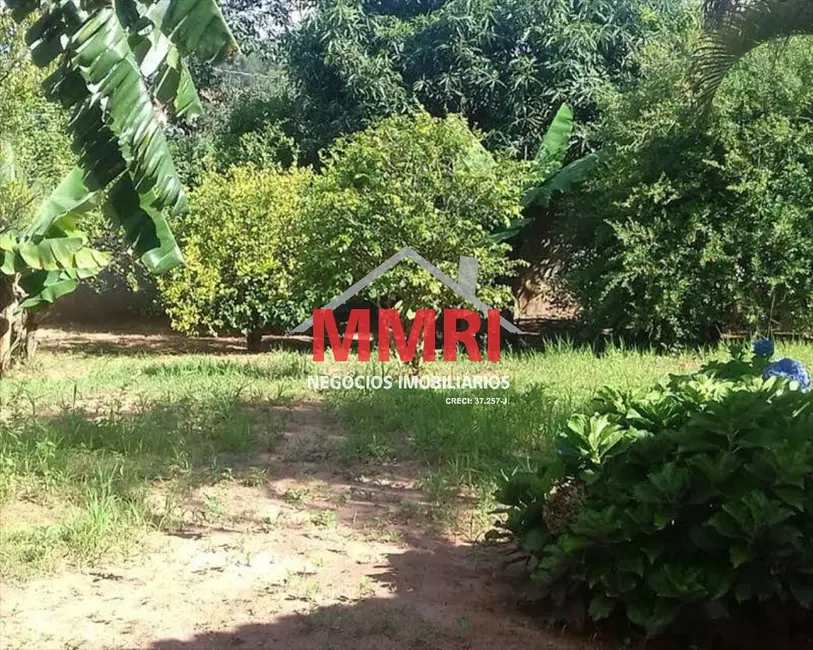 Foto 3 de Chácara com 2 quartos à venda, 1050m2 em Aracoiaba Da Serra - SP