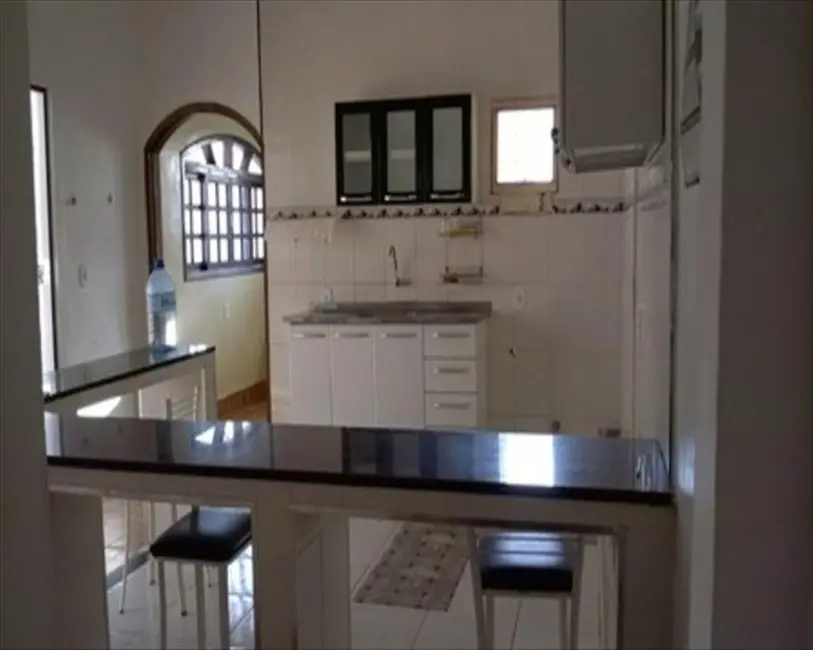 Sobrado com 3 quartos à venda, 583m2 em Vila Jussara Maria, Avare - SP - imagem 5 Foto 5 de Sobrado com 3 quartos à venda, 583m2 em Vila Jussara Maria, Avare - SP