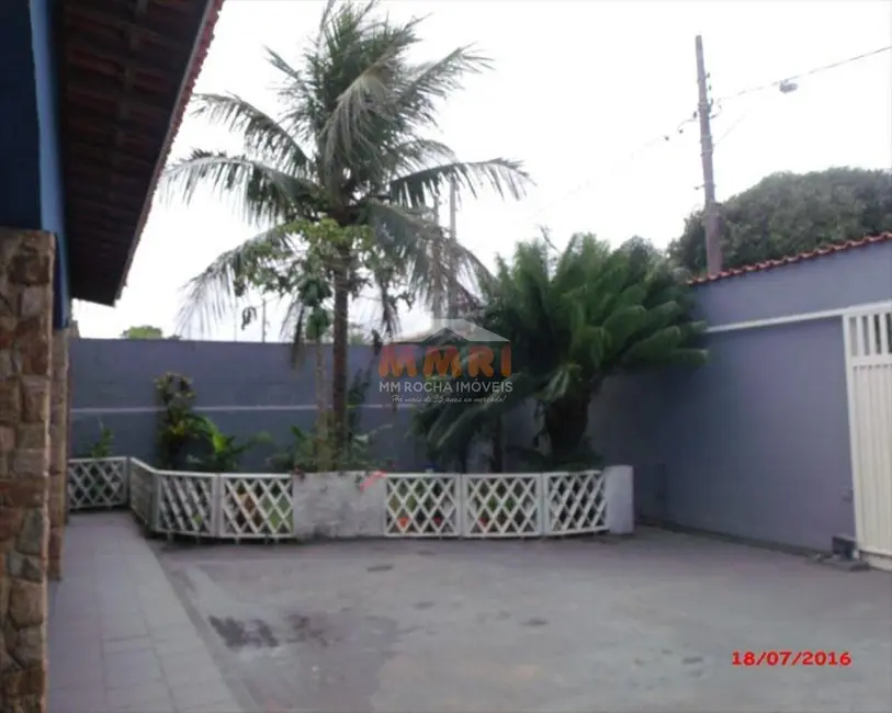 Foto 7 de Casa com 4 quartos à venda, 386m2 em Itanhaem - SP