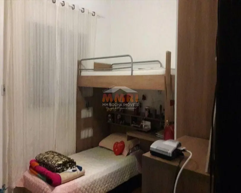 Sobrado com 6 quartos à venda, 200m2 em Jardim Brasilândia, Sorocaba - SP - imagem 3 Foto 3 de Sobrado com 6 quartos à venda, 200m2 em Jardim Brasilândia, Sorocaba - SP