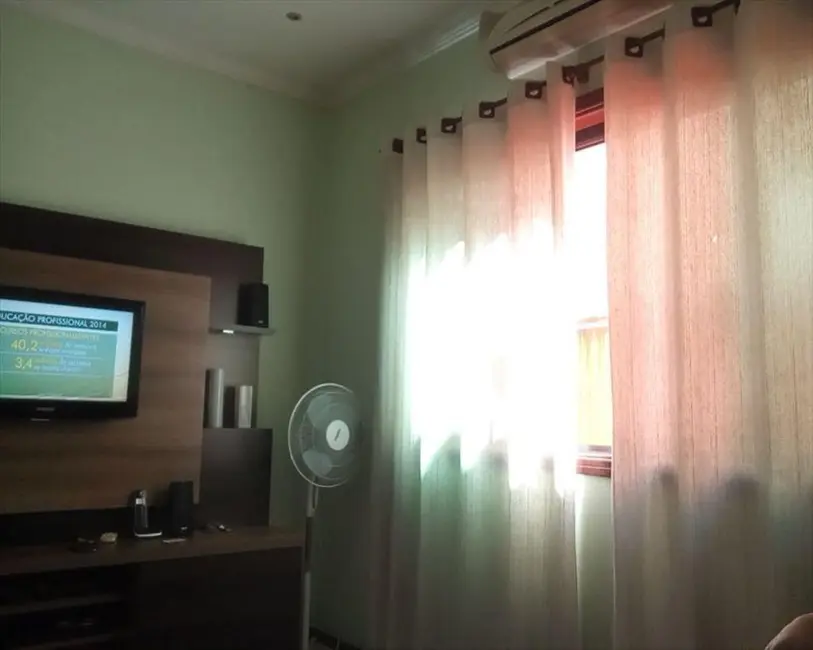 Foto 2 de Sobrado com 3 quartos à venda, 250m2 em Jardim Novo Horizonte, Sorocaba - SP
