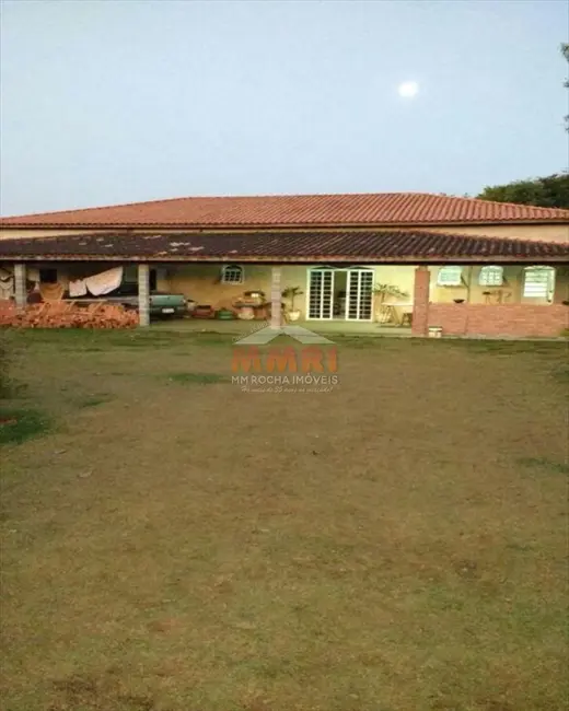 Foto 1 de Chácara com 2 quartos à venda, 1090m2 em Aracoiaba Da Serra - SP