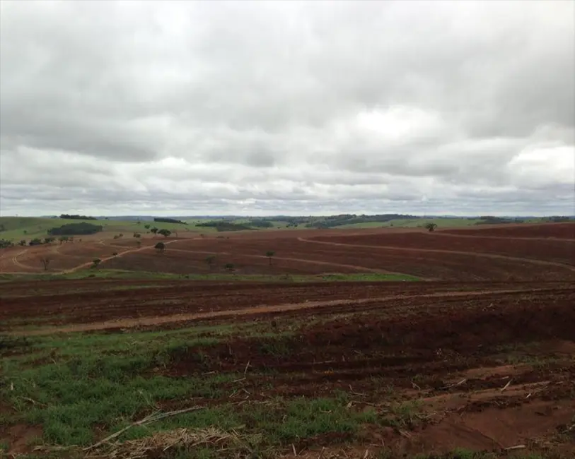 Fazenda / Haras com 6 quartos à venda, 364m2 em Centro, Itapetininga - SP - imagem 4 Foto 4 de Fazenda / Haras com 6 quartos à venda, 364m2 em Centro, Itapetininga - SP