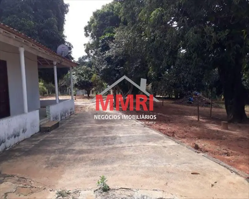 Foto 4 de Chácara com 2 quartos à venda, 2000m2 em Aracoiaba Da Serra - SP