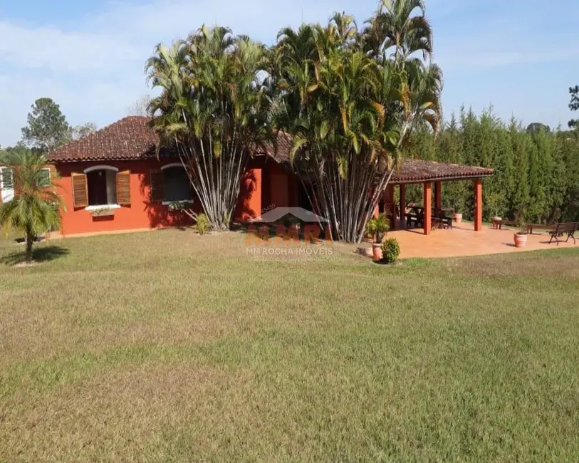 Sítio / Rancho com 3 quartos à venda, 96000m2 em Aracoiaba Da Serra - SP - imagem 5 Foto 5 de Sítio / Rancho com 3 quartos à venda, 96000m2 em Aracoiaba Da Serra - SP