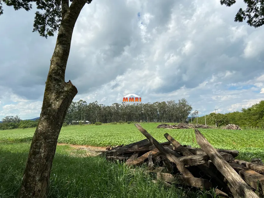 Sítio / Rancho com 2 quartos à venda, 17m2 em Aracoiaba Da Serra - SP - imagem 9 Foto 9 de Sítio / Rancho com 2 quartos à venda, 17m2 em Aracoiaba Da Serra - SP