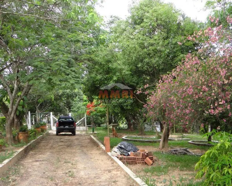 Foto 2 de Sítio / Rancho com 7 quartos à venda, 35000m2 em Aracoiaba Da Serra - SP