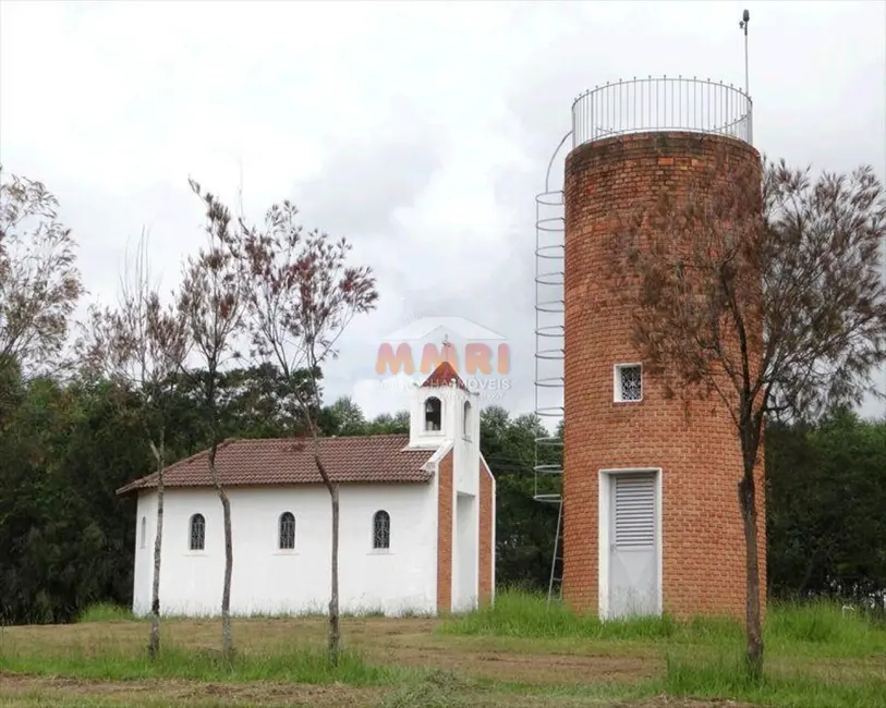 Foto 6 de Sítio / Rancho com 7 quartos à venda, 9m2 em Aracoiaba Da Serra - SP