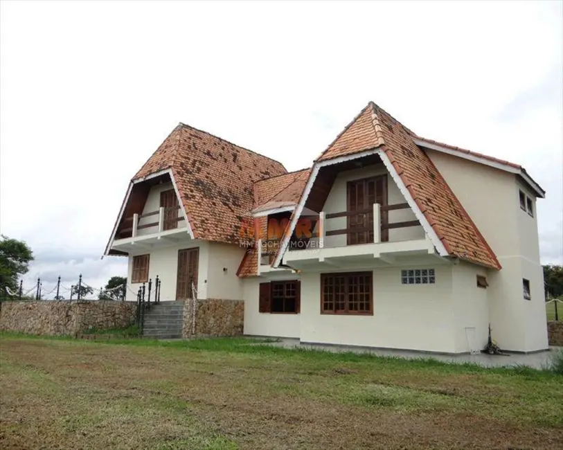 Foto 3 de Sítio / Rancho com 7 quartos à venda, 9m2 em Aracoiaba Da Serra - SP