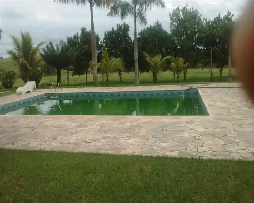 Foto 1 de Sítio / Rancho com 2 quartos à venda, 400m2 em Capela Do Alto - SP