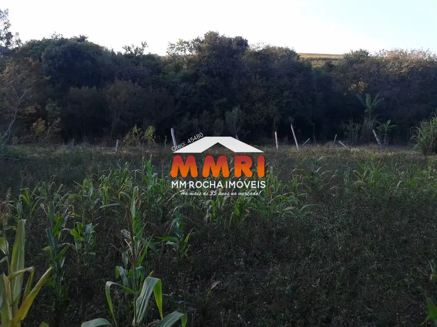 Foto 2 de Terreno / Lote à venda, 3000m2 em Aracoiaba Da Serra - SP