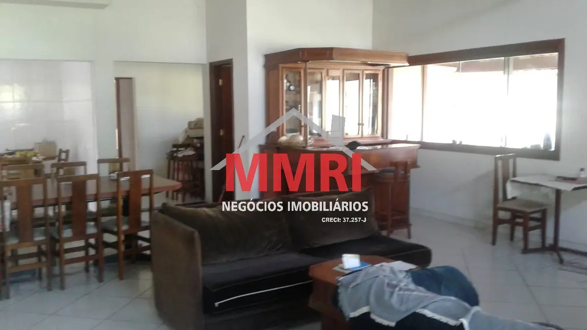 Foto 5 de Chácara com 3 quartos à venda e para alugar, 400m2 em Aracoiaba Da Serra - SP